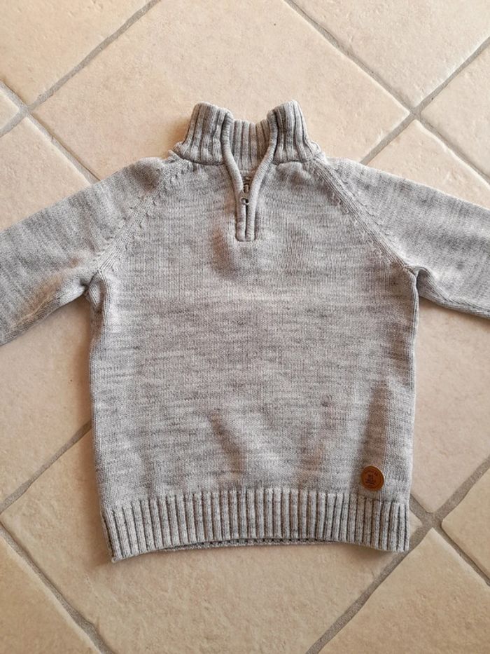 Pull col montant zippé
