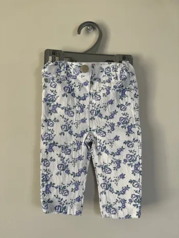 👖 jeans à fleurs - bébé fille - 6 mois - 67 cm - Pommette - très bon état