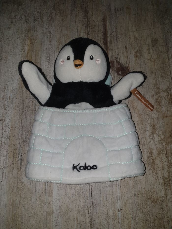 Doudou kaloo pingouin marionnette blanc noir