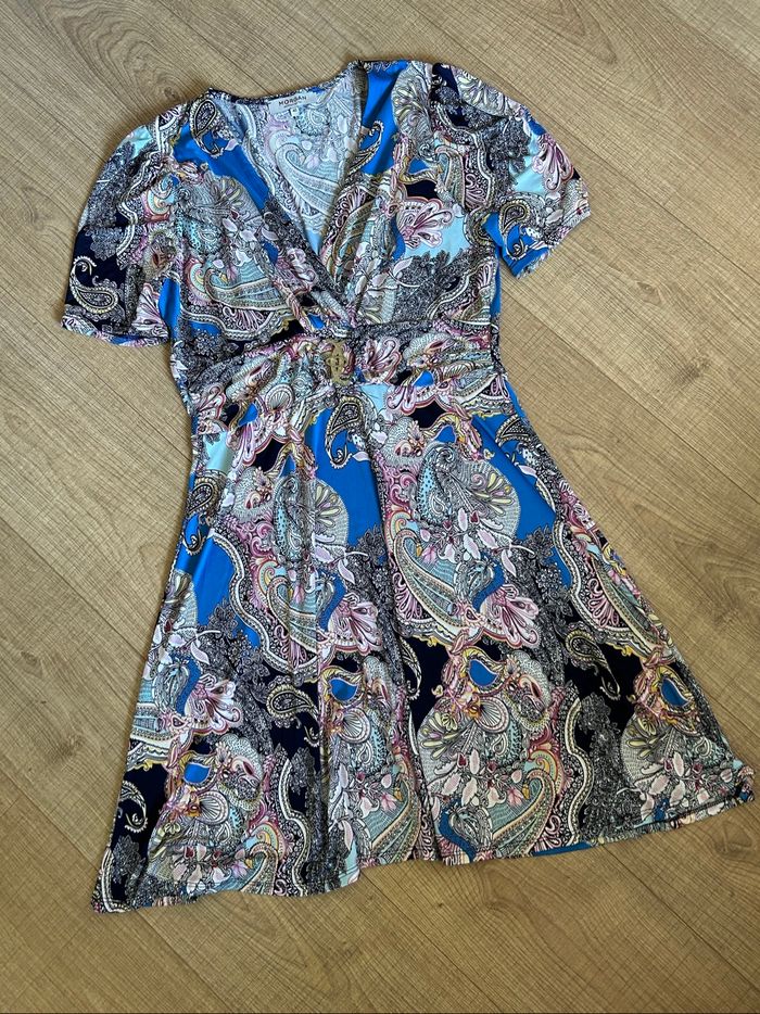 Robe imprimée à manches courtes Morgan taille 40 comme neuve - photo numéro 7