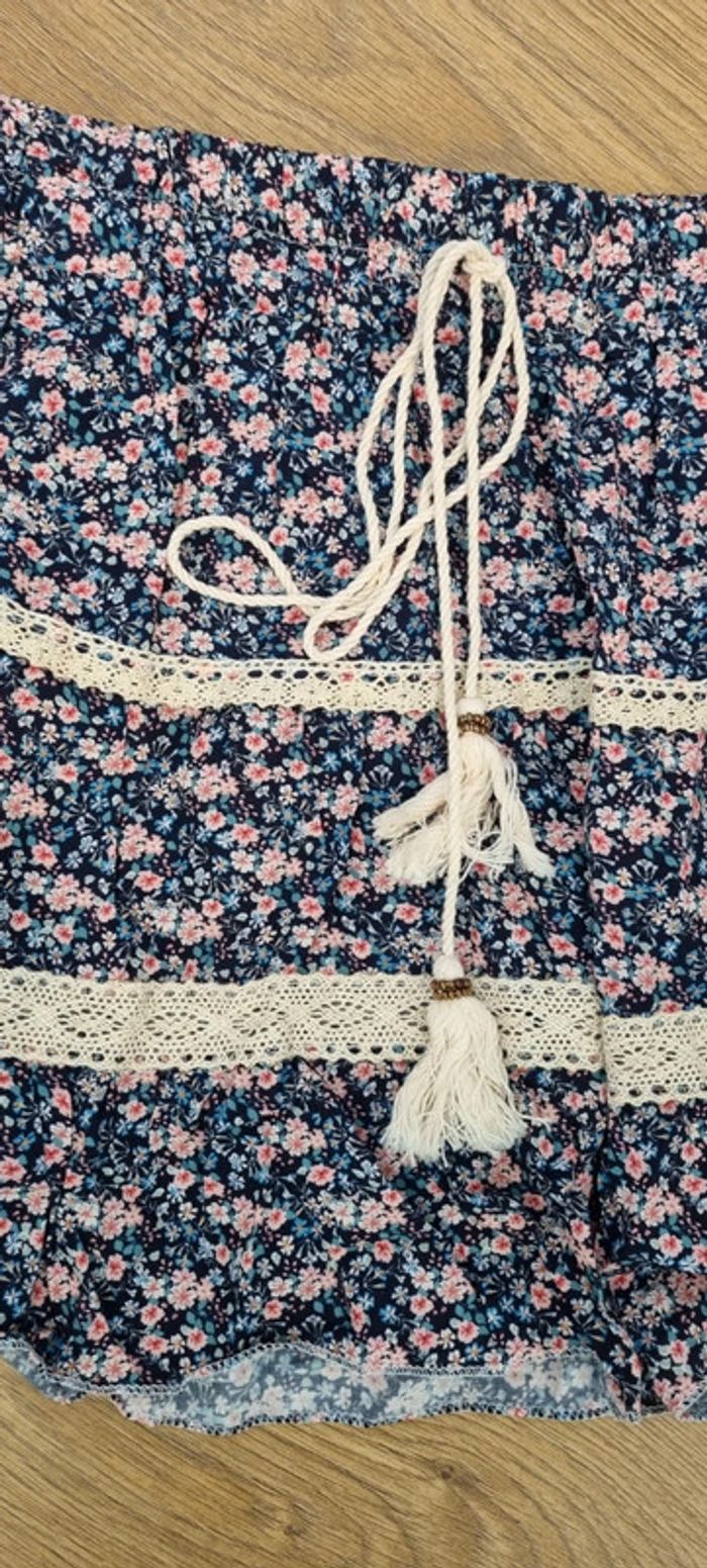 Jupe d'été, motif fleurit et pompons - photo numéro 2