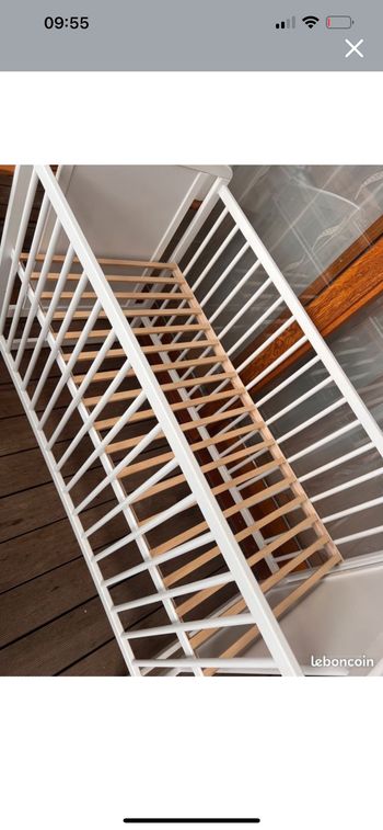 Lit a barreaux pour bebe avec un matelas