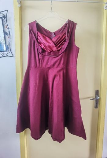 Robe bordeaux 44-46