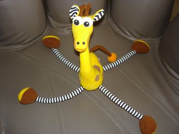 Magnifique Girafe en Peluche - NEUVE