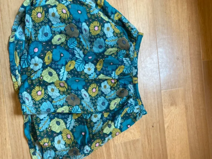 Jupe fleurie fille taille 8 ans