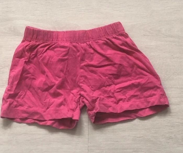 Short taille 3 ans marque inconnu