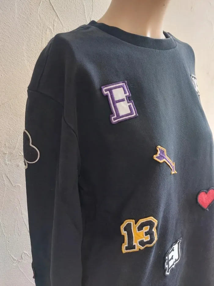 Sweatshirt avec motifs originaux Taille M - photo numéro 4