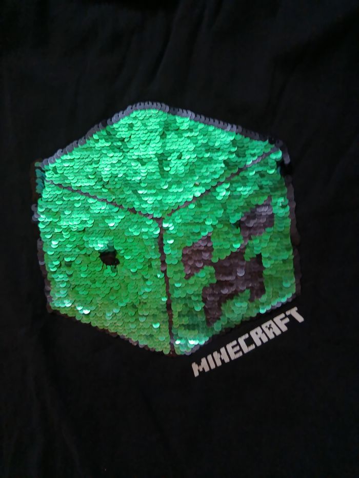 Tee-shirt Minecraft marque mojang taille 10/11 ans - photo numéro 2