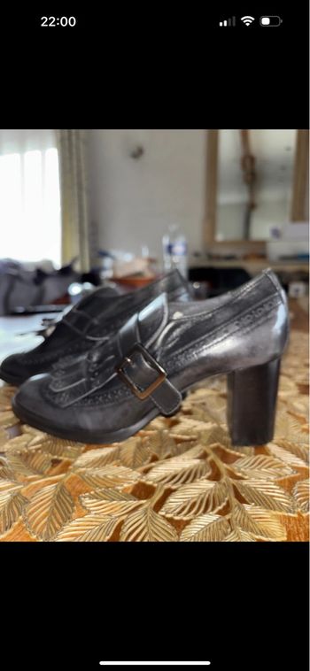 Mocassins à talons Bata taille 37