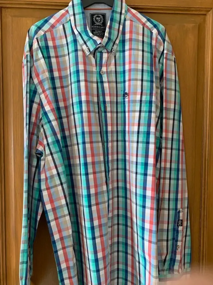 Chemise à carreaux