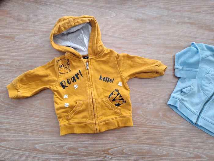 Lot 3 gilets zippés - photo numéro 5