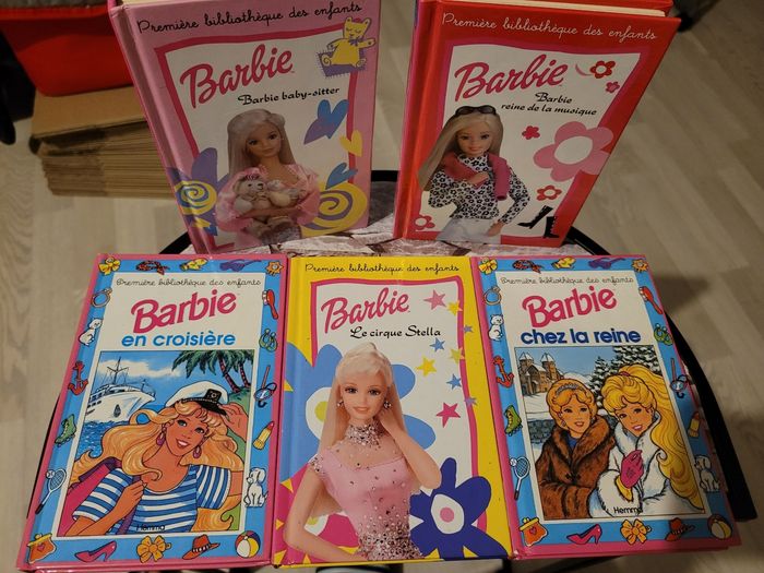 lots 5 livres Barbie (6e)