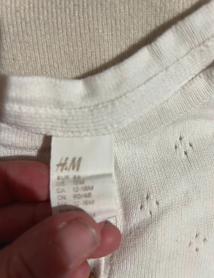 Lot de 4 pulls/gilets taille 18 mois Kiabi - photo numéro 4