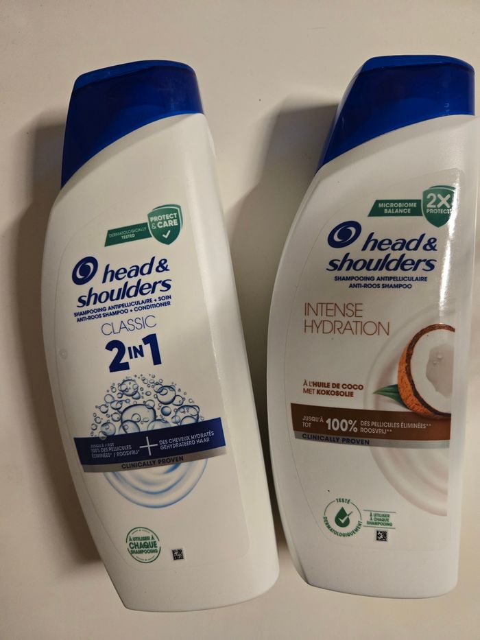 2 gros shampooing head and shoulders neufs