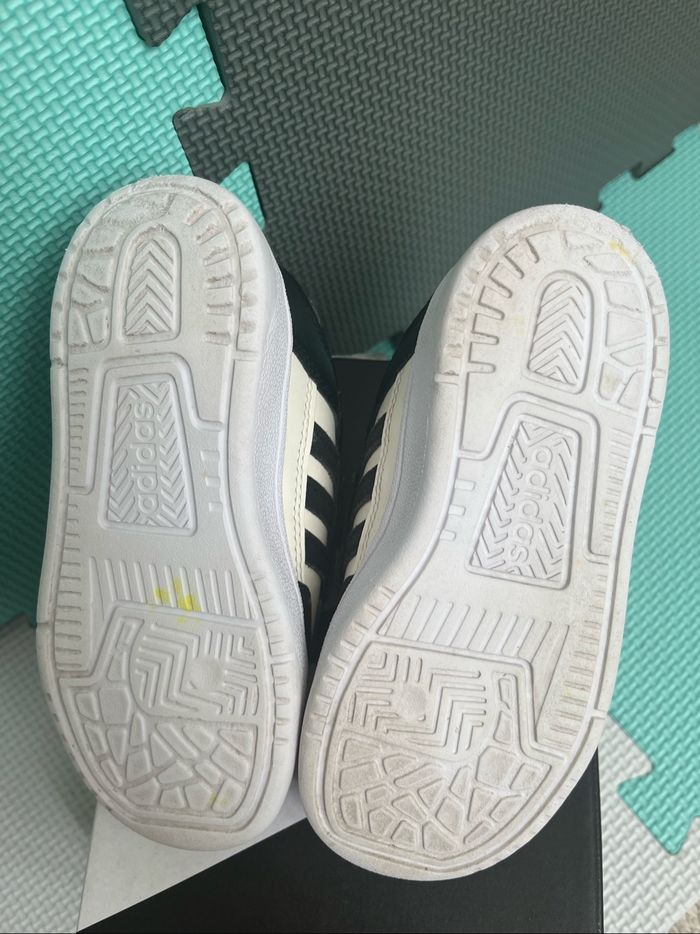 Basket adidas taille 26 - photo numéro 6