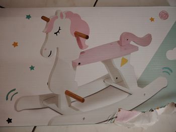 Cheval à bascul neuf 