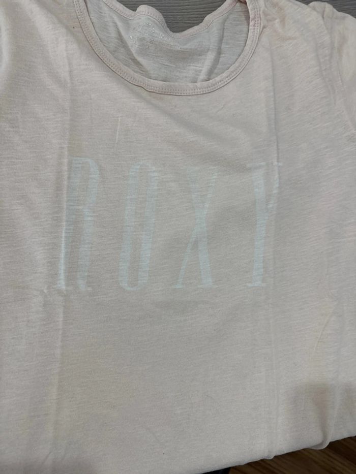 Lot de. 2 tee shirts Roxy taille 38/40 - photo numéro 3