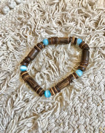 🍁 Bracelet en bois & perles turquoise 🍁