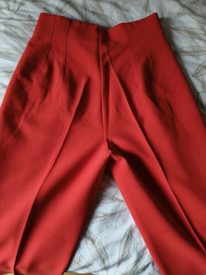 Pantalon Zara a pince rouge M - photo numéro 4