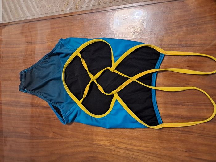Maillot fille 10 à 12 ans - photo numéro 4
