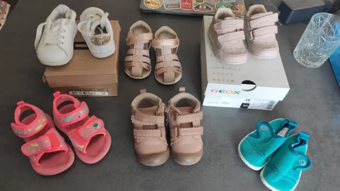 Lot chaussures bébé fille pointure 18 à 20