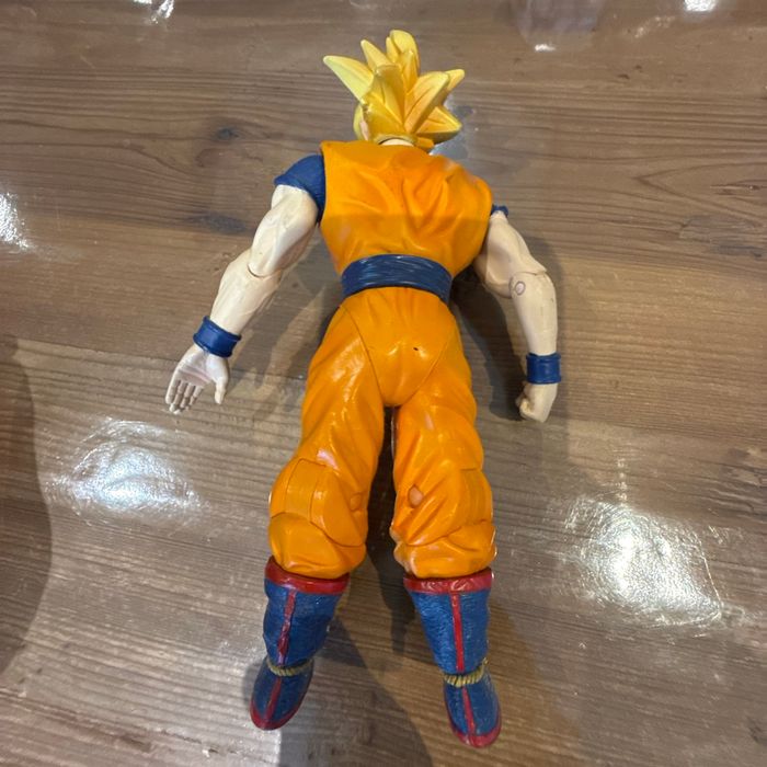 figurine Dragon Ball Z Sangoku 2004 de 22 cm - photo numéro 2
