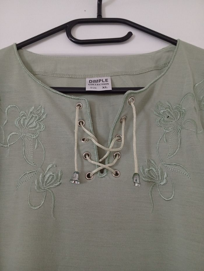 T shirt femme - photo numéro 2
