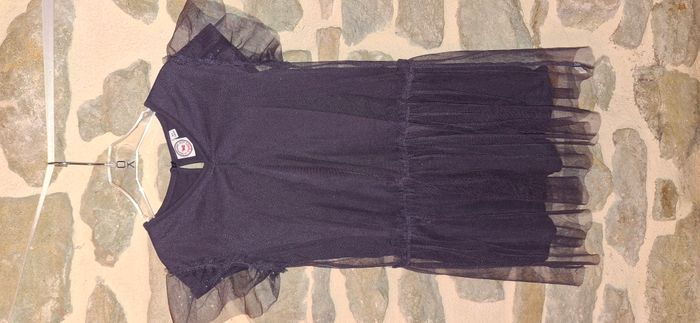 Robe mauve marque La compagnie des Petits taille 6 ans