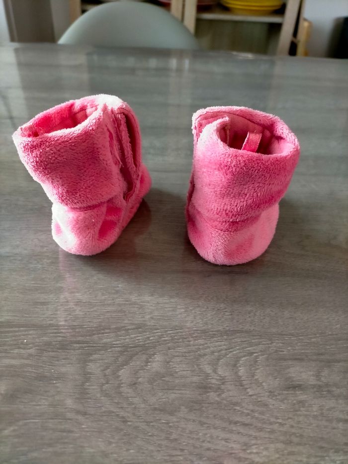 Chaussons bébé - photo numéro 3