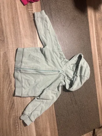 Veste jogging kiabi 18 mois