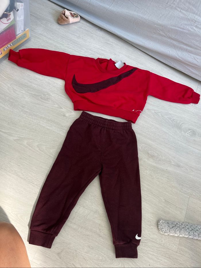Ensemble Nike 24 mois