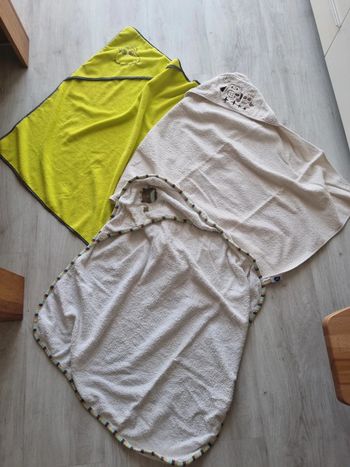 Lot 3 capes de bain