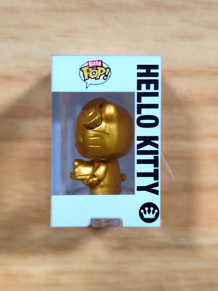 Bitty Pop! Hello Kitty and Friends - Hello Kitty GOLD (Édition Spéciale) - photo numéro 2