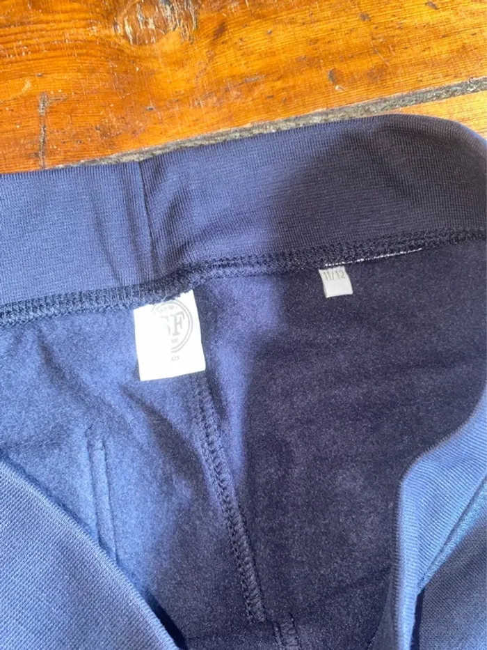 Pantalon de sport - photo numéro 3