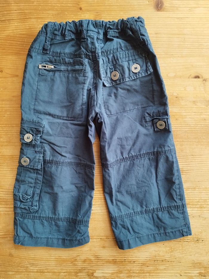 Pantacourt cargo bleu marine enfant – 4 ans – TBE - photo numéro 2