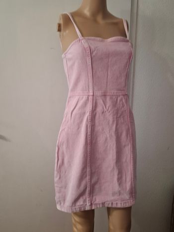 Robe jean femme h&m taille 38 en très bob état