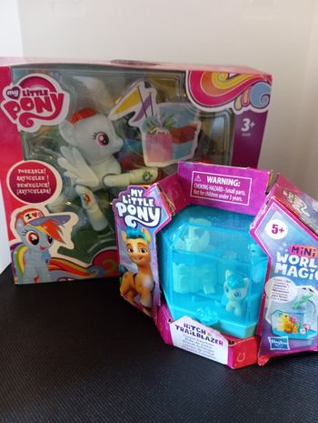 Lot little pony 
