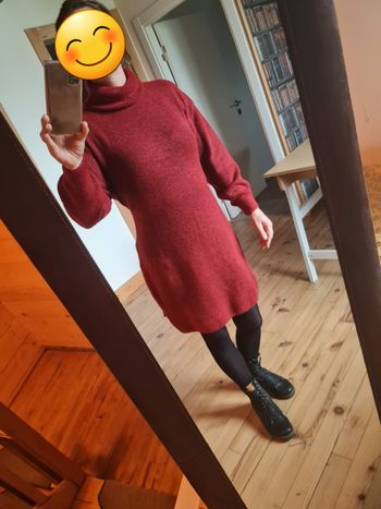 Robe pull chaude col roulé bordeaux – Taille M / 38 – Takko Fashion