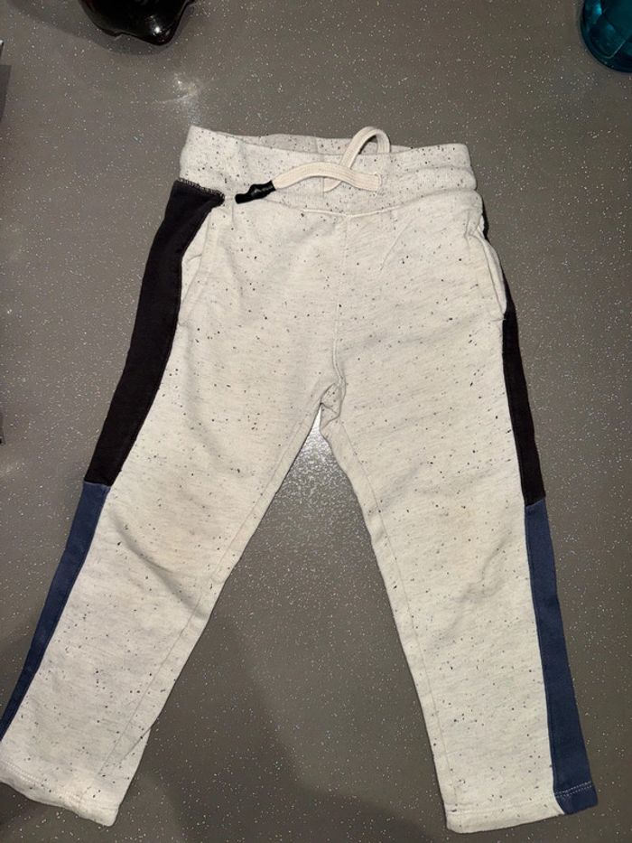 Lot de 2 pantalons 3/4 ans - photo numéro 6