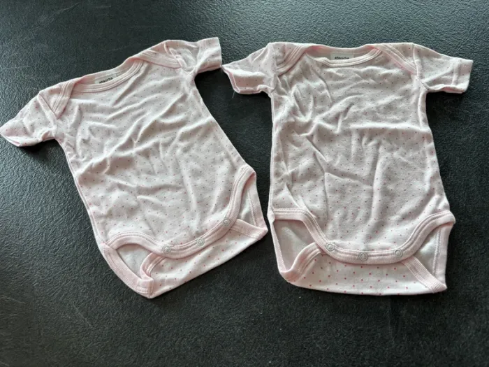 Lot de bodys Absorba