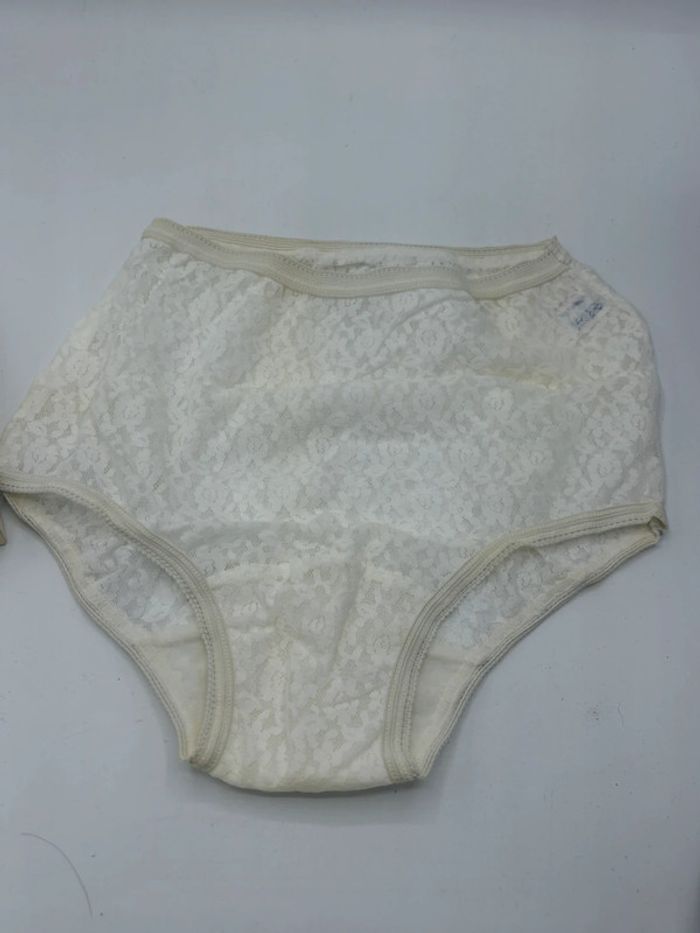 💞 Slip Claudine blanc Triumph vintage T2 💞 - photo numéro 12