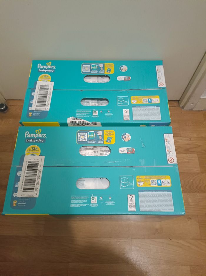 Lot de couches Pampers taille 5 - photo numéro 3