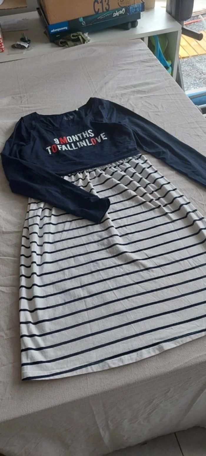 Robe maternité et allaitement