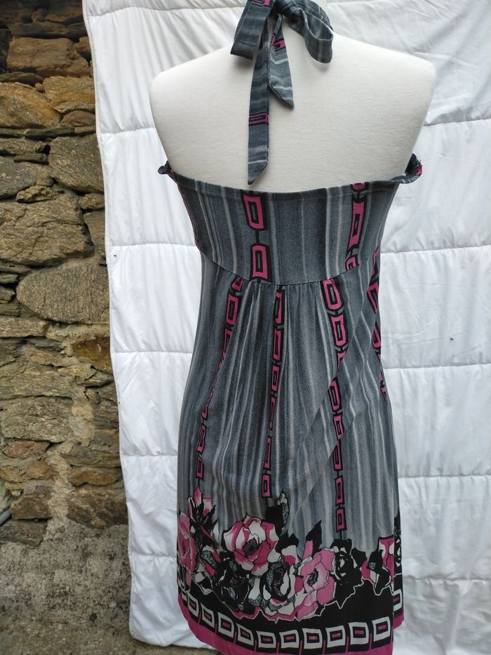 Robe dos nu - photo numéro 5