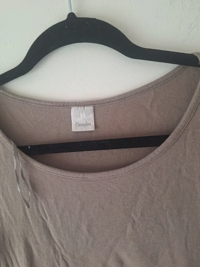 Tee shirt beige - photo numéro 2