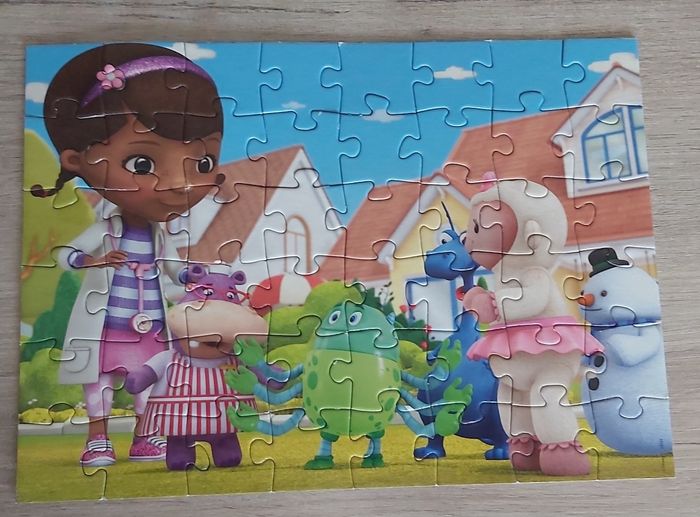2  puzzles 48 pieces - Docteur La Peluche - Educa - photo numéro 2