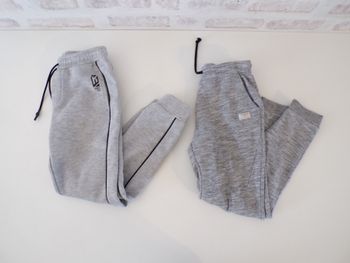 Joggings taille 8 ans  (C3)