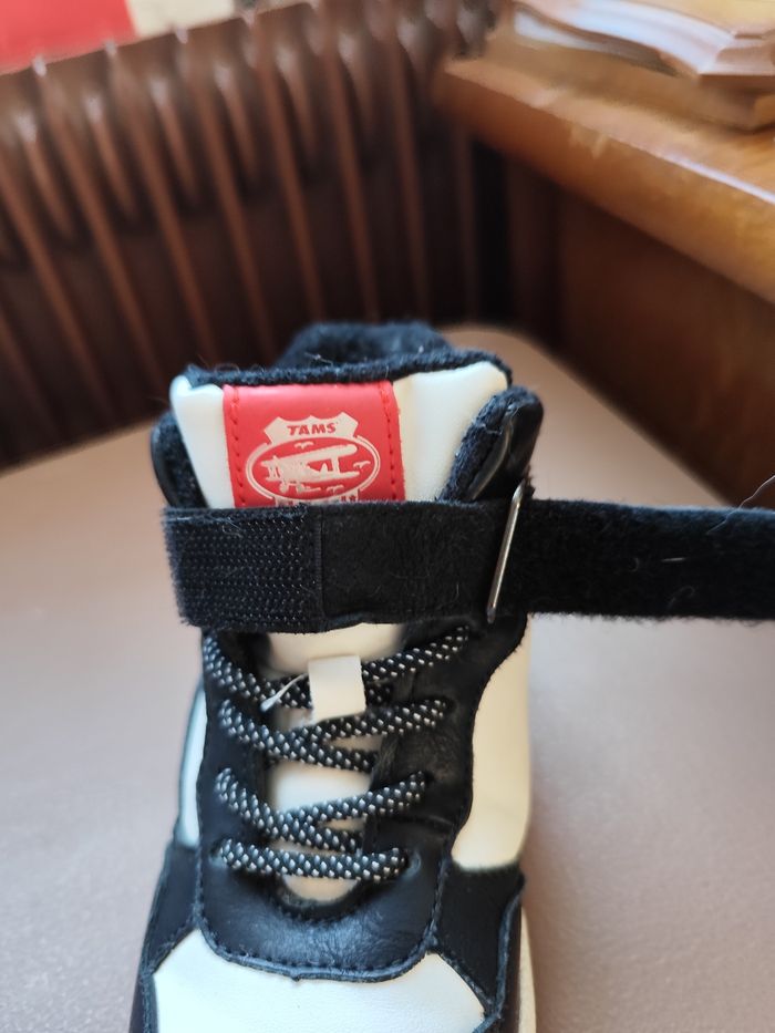 Chaussures enfant taille 29 - photo numéro 5