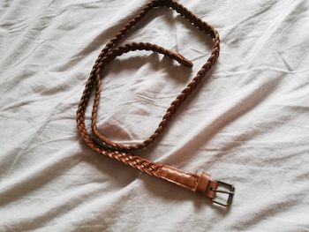 Ceinture marron tressée
