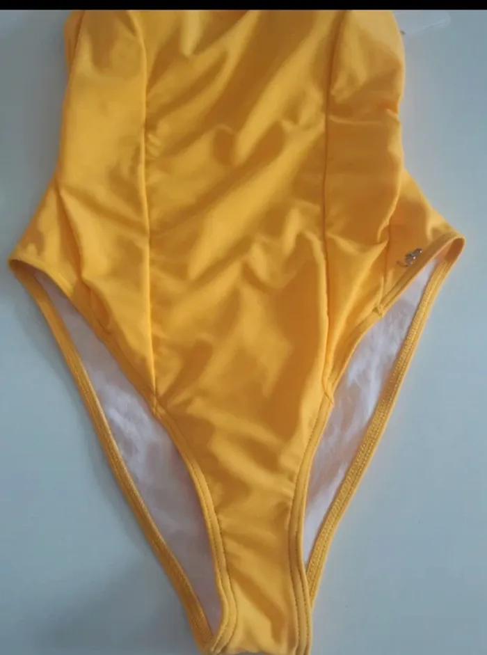 Maillot de bain 1 pièce marque LpB taille 2 correspondant à un 38 neuf création Française - photo numéro 3